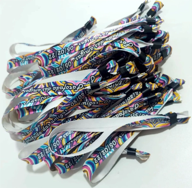 Pulseiras Personalizadas de Tecido Festas e Eventos !