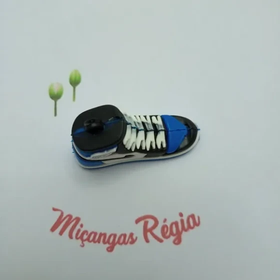 Pingente Tenis Azul de Borracha 3cm Pct 2 Unidades
