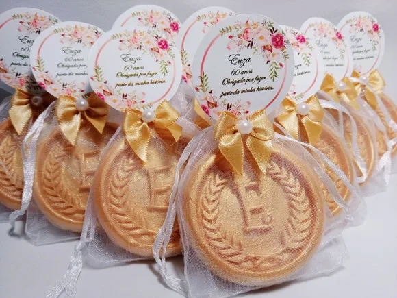 Lembrancinha 60 Anos, Sabonete Letra Inicial Personalizada