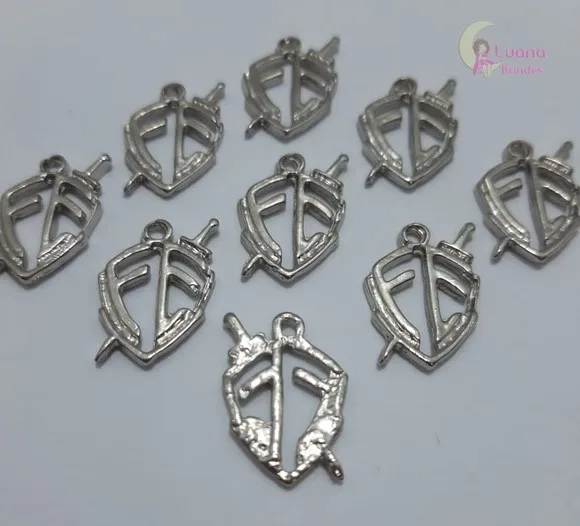 Pingente Escudo Fé de Metal Prata - pct c/10 unid