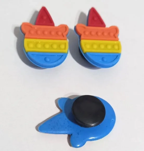 Pins para Crocs Pop It - 6 Unidades