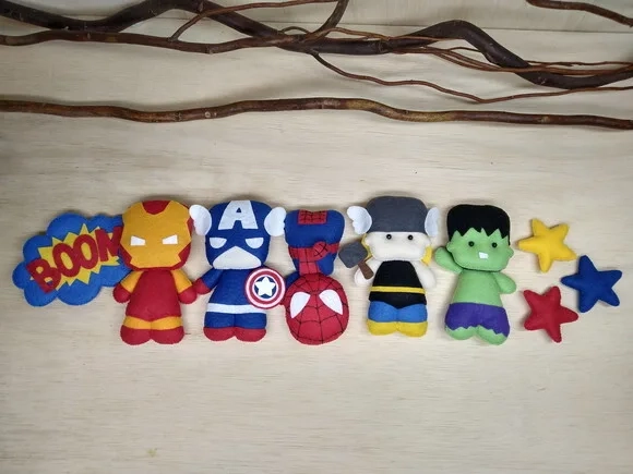 Móbile Super Heróis Toy* Chamar Chat