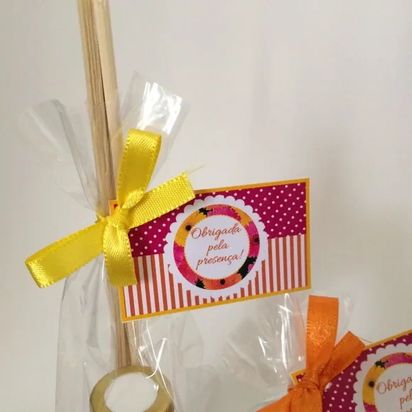 Lembrança 80 anos Kit com 20 de cada