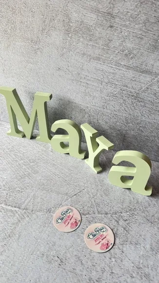 Nomes de Mesa em mdf Linha Letras de Forma - Bebê