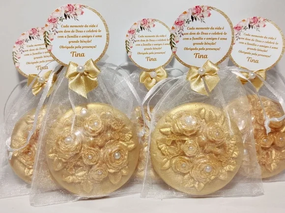 Lembrancinha 80 Anos: Sabonete Provence Buquê de Rosas