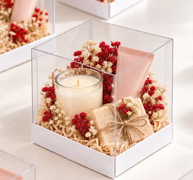 Kit Presente de Natal Feminino com Vela Aromática, Sabonete Artesanal e Hidratante | Brinde Corporativo Elegante
