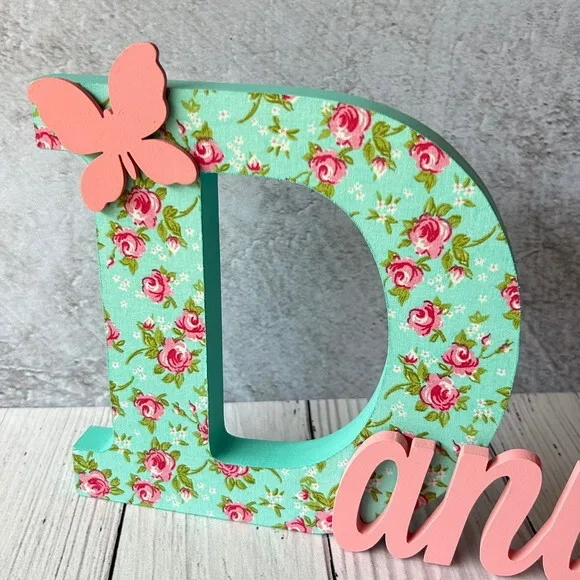 Jardim Encantado -decoração Bebê Nome com Estampa de Tecido
