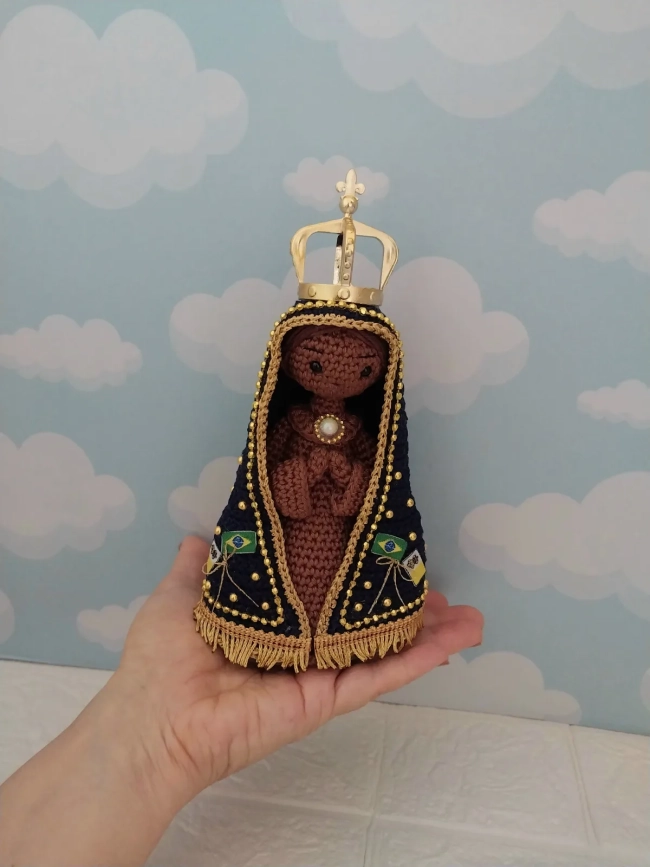 Nossa Senhora Aparecida Amigurumi