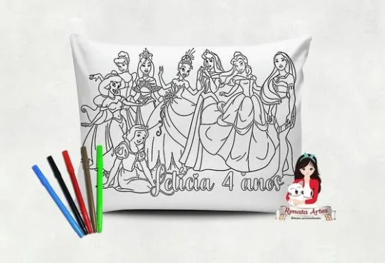 Almofada Pinte e Lave Princesas