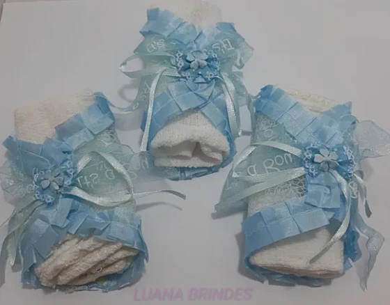 Lembrancinha Azul para Bebê com fraldinha - pct c/3 unidades