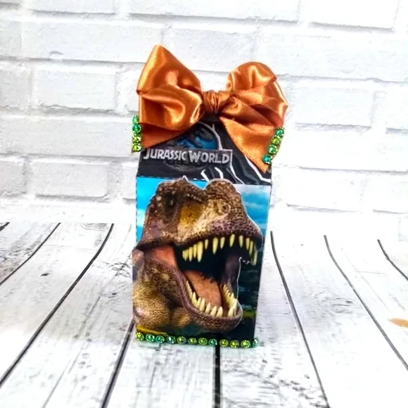 Kit 60 Lembrancinhas Jurassic