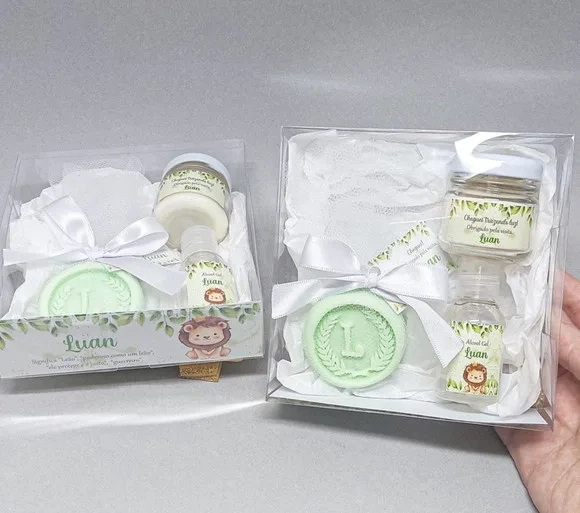 Kit com Sabonete + Vela + Álcool Gel