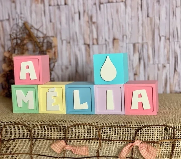 Cubos Decorativos Personalizados MDF Quarto de Bebê Tema Chuva de Amor Gotinha