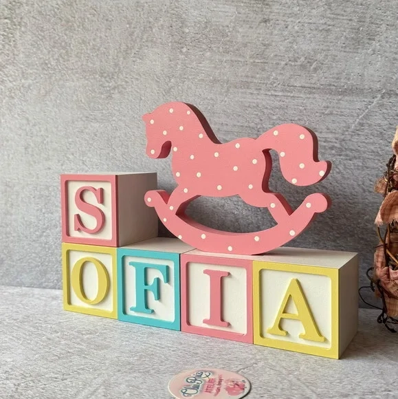 Cavalinho de Balanço + Cubos 6x6cm Ts Decoração Bebê