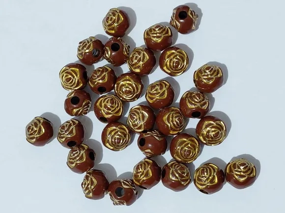 Bola Flor com Dourado 10mm Pacote com 100 Unidades