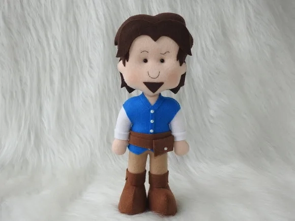 Boneco Flynn Rider em Feltro- Enrolados 30 cm