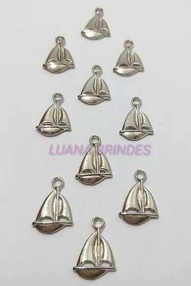 Pingente Barco Veleiro de Metal Prata -pct c/14 unid