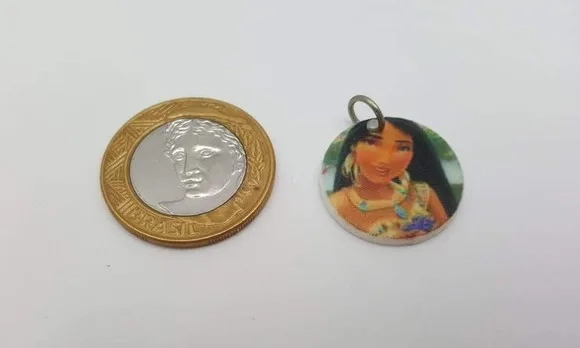Pingente da Princesa Pocahontas + elo - 8 peças