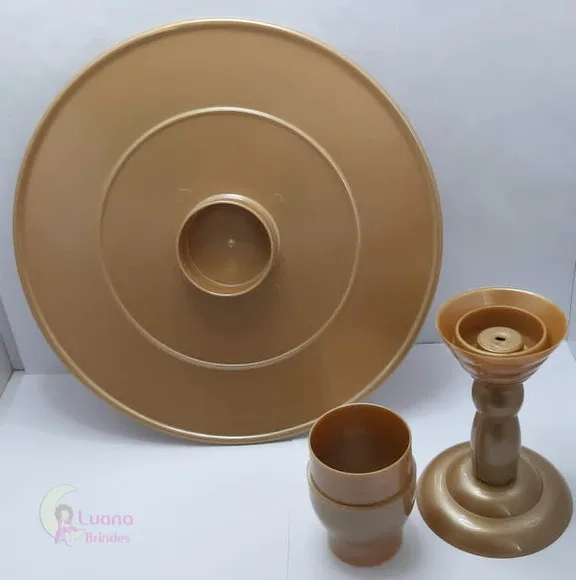 Boleira cor Dourada de Plástico - 28cm - 1 unidade.