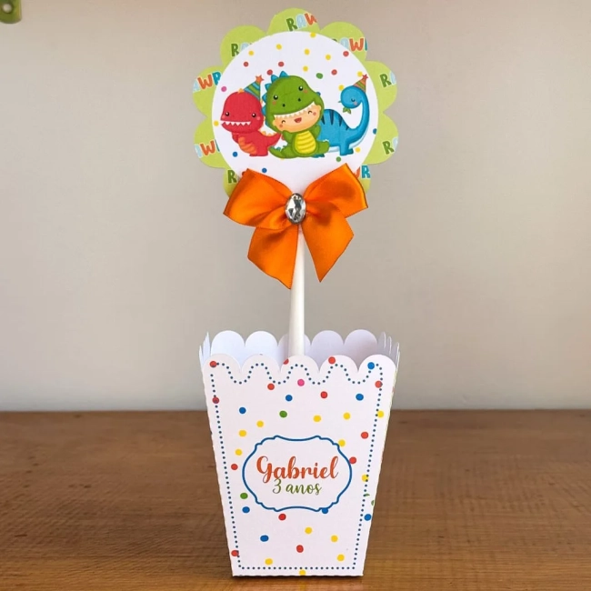 PEGUE E MONTE - Centro de Mesa DINOSSAURO BABY - Decoração de Festa | Lembrancinhas | Aniversário | Personalizados