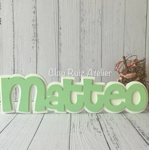 Nomes em Sobreposição Decoração de Bebê