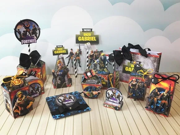 Kit 30 Lembrancinhas Fortnite