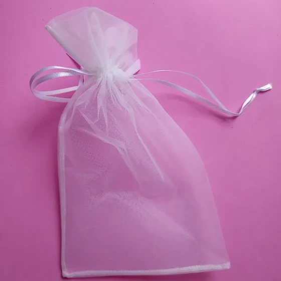 Saquinho Organza Tunil Branco com Fita 14x24cm