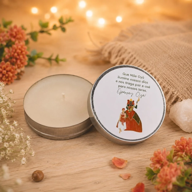 42 unidades de Vela Aromática na latinha Personalizada, Oxum - Oxóssi - Orixás e Entidades, fazemos qualquer tema.