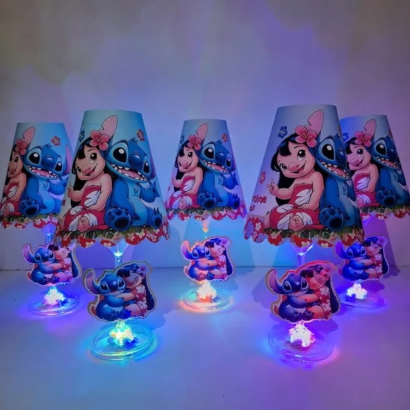 Centro de Mesa Abajur com Led - Lilo e Stitch
