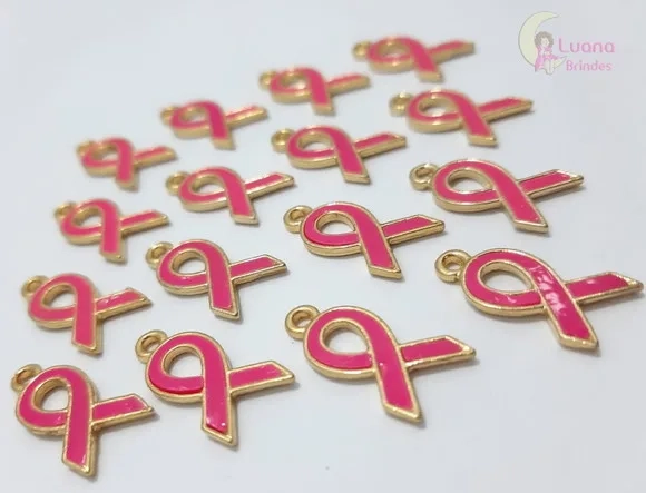 Pingente Outubro Rosa de Metal Dourado - pct c/6 unid