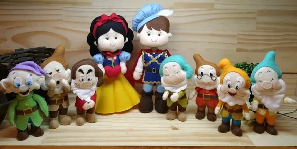 Kit Branca de Neve e os 7 Anões de Feltro