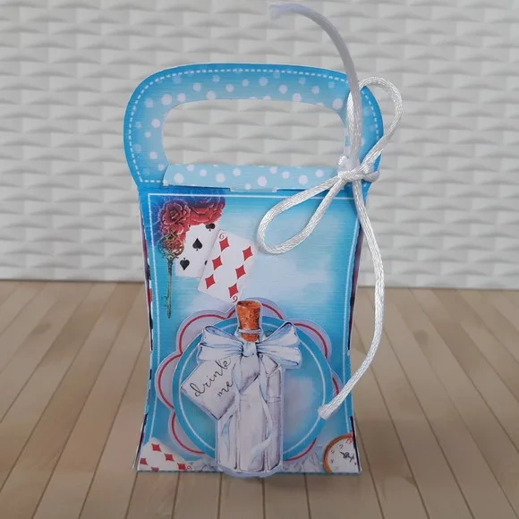 Kit 30 Lembrancinhas Alice no País das Maravilhas
