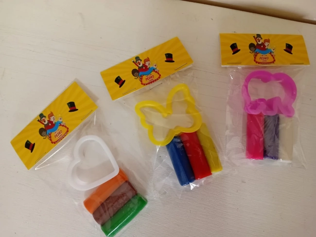 Kit Massinha de Modelar Mundo Bita para Lembrancinha