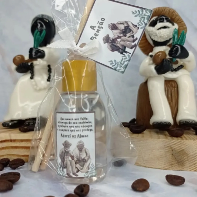 20 Unidades Mini Aromatizador Preto Velho e Preta Velha