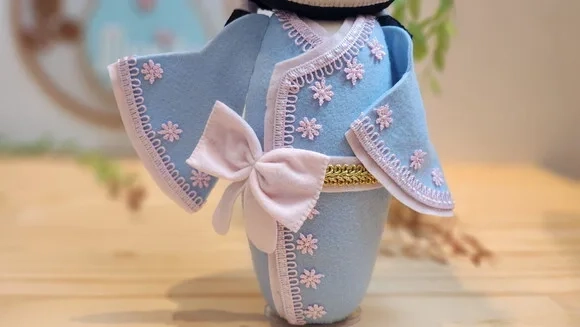 Boneca Kokeshi em Feltro 30 cm *antes de Comprar Chamar Chat