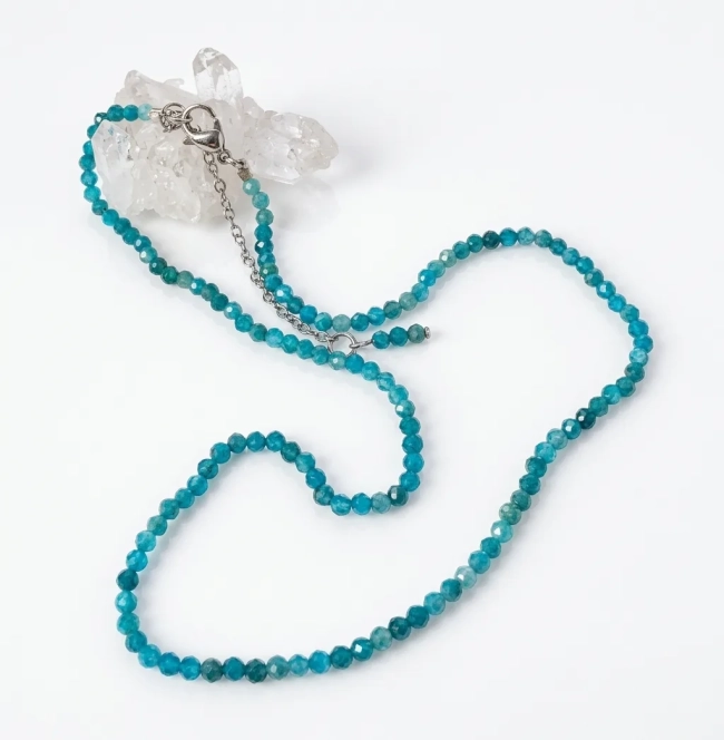 Choker Colar com Apatitas Facetadas 3 mm e Aço Inox