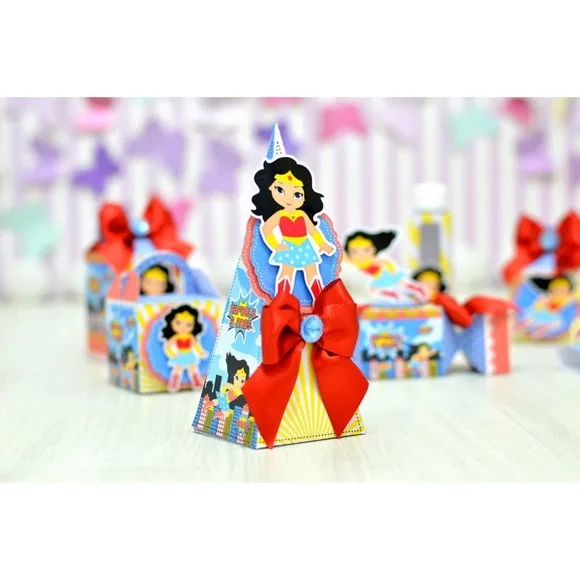 Kit 60 Lembrancinhas Mulher Maravilha