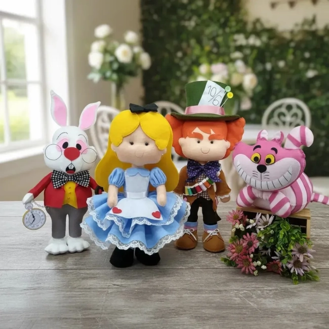 Decoração Festa Alice País Das Maravilhas Bonecos Kit Com 4 peças