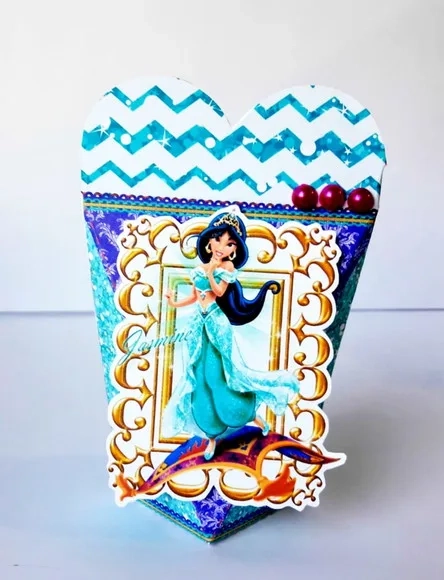 Kit 60 Lembrancinhas Alladim e Jasmine
