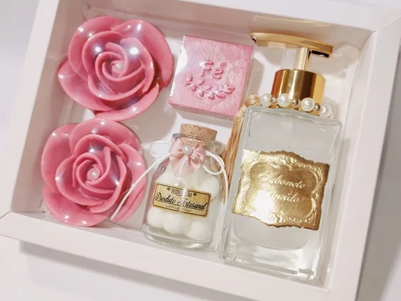 Presente de Aniversário, Sabonete Líquido Luxo com Sabonetes