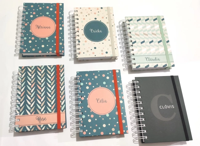 Agenda 2027 pequena 11x15cm - Personalizada
