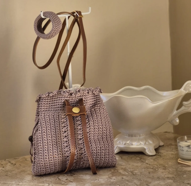 Bolsas em crochê Modelo Bucket (saco)