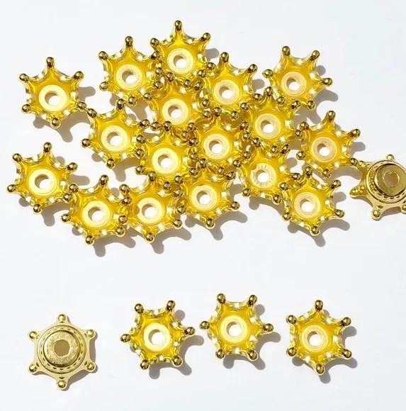 Mini Coroas Douradas Abs Pacote com 50 Unidades