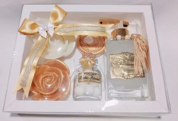 Presente Personalizado: Sabonete Líquido Luxo com Sabonetes
