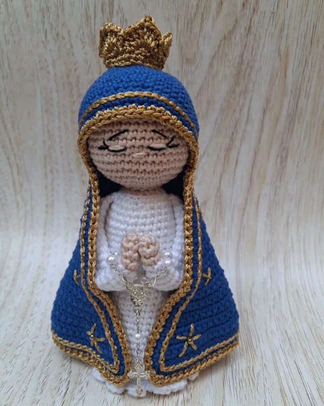 Nossa Senhora Aparecida Decoração em Crochê Amigurumi Catolicismo Fé