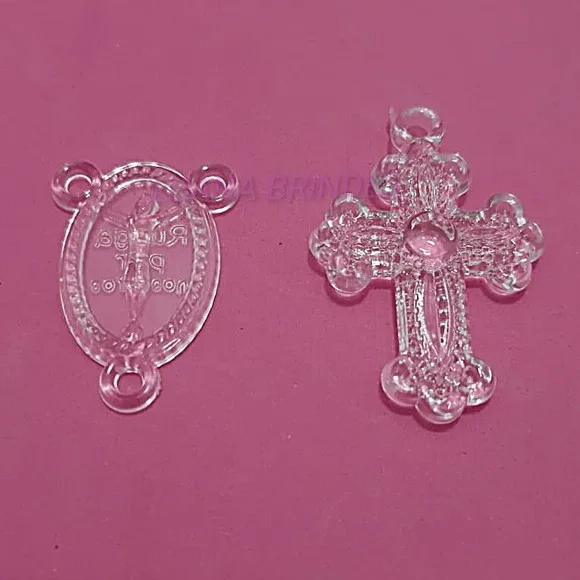 Kit Terço Crucifixo Trabalhado e Cruz de Acrilico Pct 5 Kits