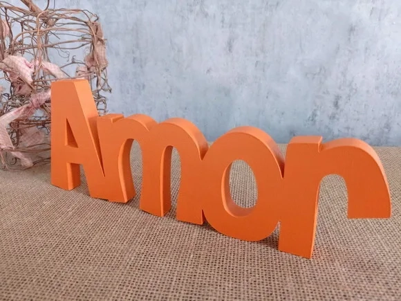 Palavras em MDF - AMOR