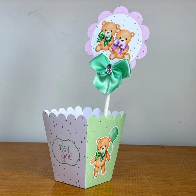 PEGUE E MONTE - Centro de Mesa CHA REVELAÇÃO VERDE E LILAS - Decoração de Festa | Lembrancinhas | Aniversário | Personalizados