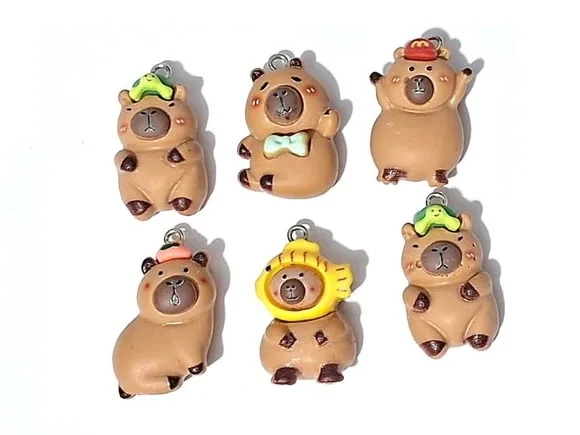 Pingente Capivara 3cm Resina Pacotes com 6 Unidades