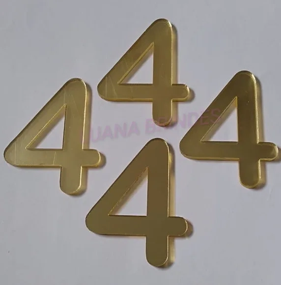 Aplique Número 4 Acrílico Espelhado Dourado 5cm Pct 4 Unids